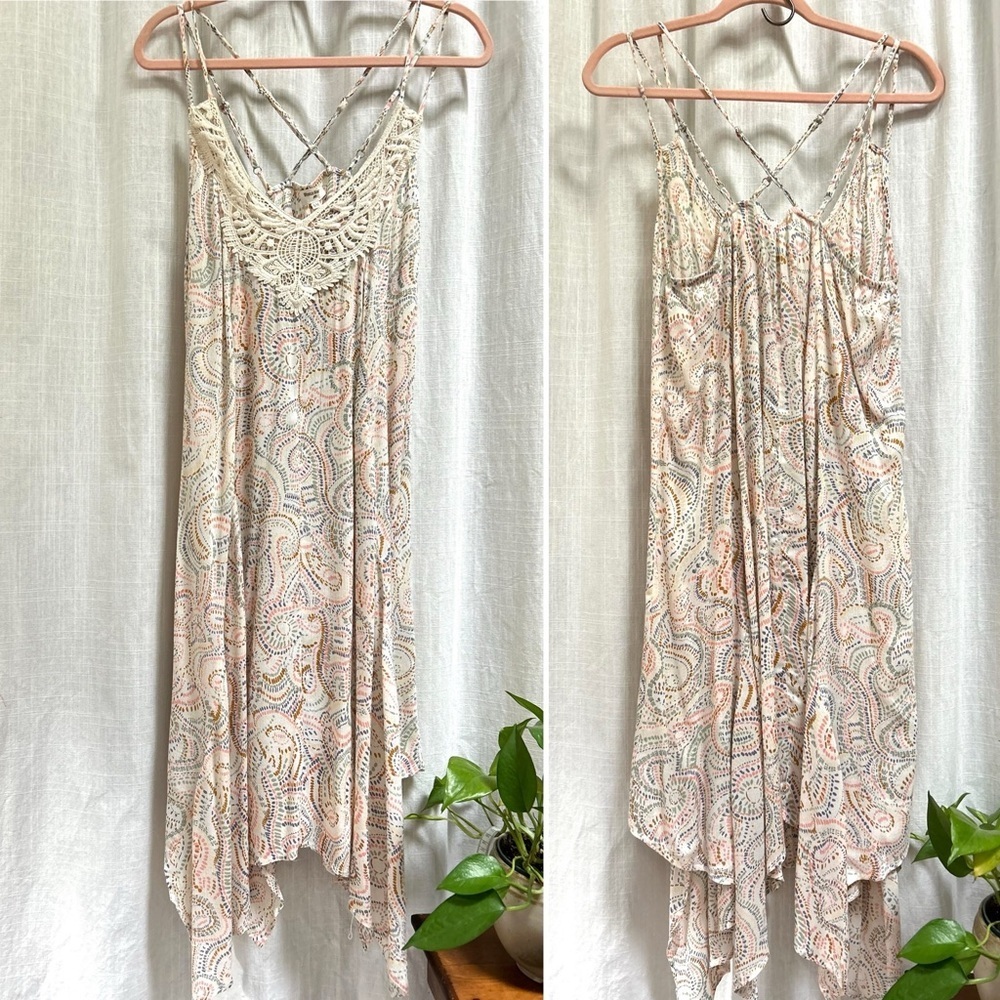 World Market Hankerchief Summer Dress Spaghetti Straps Crochet Crinkled